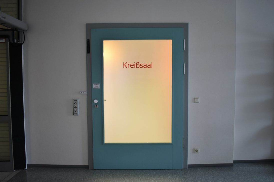 Noch brennt Licht im Kreißsaal des Krankenhauses Maria Hilf in Daun. Ende das Jahres soll die Geburtshilfestation geschlossen werden. Foto: Woltmann
