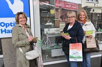 ch ein Gewinnspiel mit attraktiven Preisen erwartete die Kundinnen und Kunden.