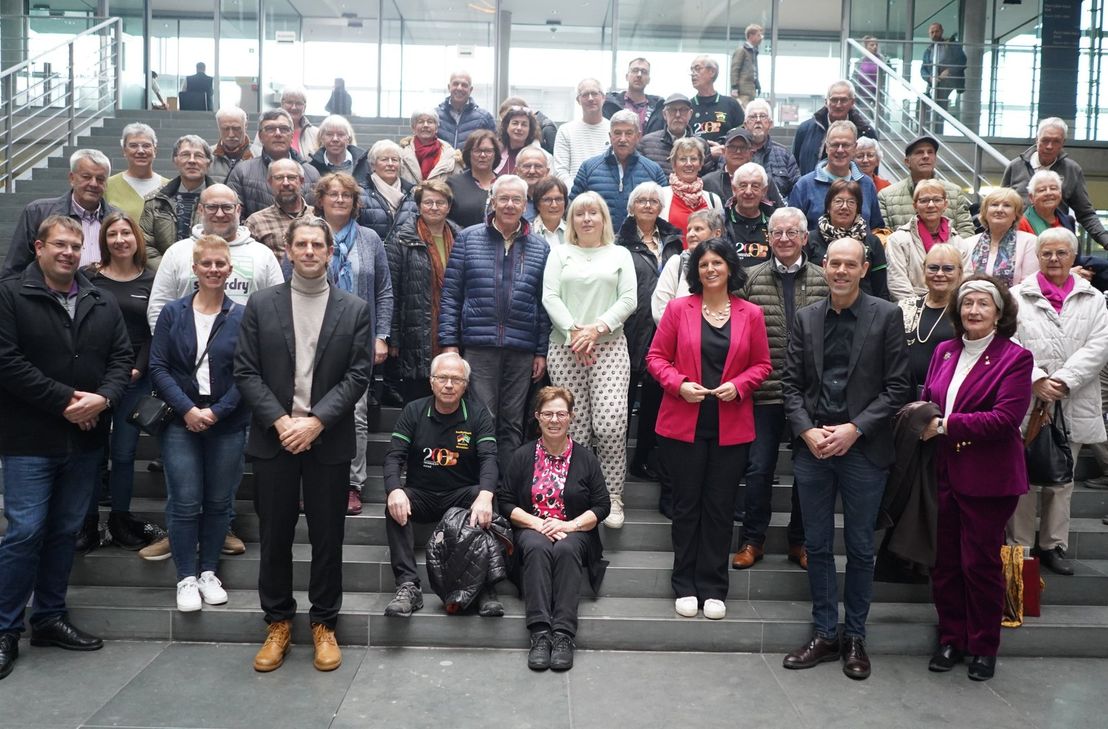 Die Reisegruppe war zu Gast bei den Bundestagsabgeordneten Carina Konrad und Dr. Marlon Bröhr.