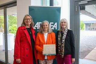 Von links: Astrid Weingarten (Grafische Gestaltung und Bildbearbeitung), Susanne Völker (Autorin) und Petra Rupp (Redaktion und Lektorat).