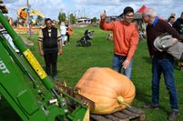 Und wieder mittendrin: Max Bieger mit einem neuen "Kanu".