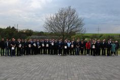 In der Verbandsgemeinde Simmern-Rheinböllen wurden 33 Feuerwehrmänner und Feuerwehrfrauen mit dem bronzenen und silbernen Feuerwehr-Ehrenzeichen ausgezeichnet.