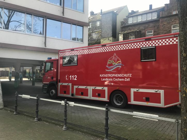 Im Innenhof der Kreisverwaltung wird eine "Fieberambulanz" aufgebaut.