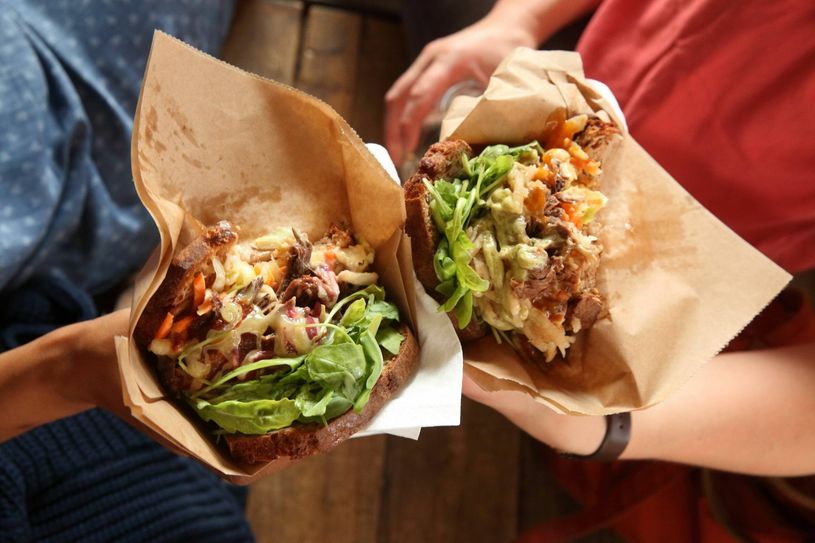 Leckeres aus aller Welt gibt es beim Street Food Festival Mitte September  Foto: Imago/Müller-Stauffenberg