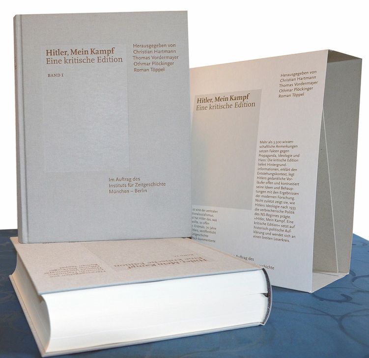 70 Jahre nach dem Tod Hitlers hat das Institut für Zeitgeschichte eine wissenschaftlich kommentierte Gesamtausgabe seiner berüchtigten Hetzschrift "Mein Kampf" veröffentlicht.