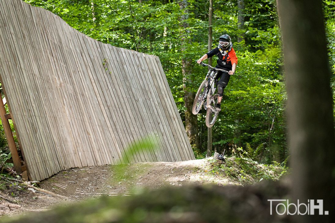Im Hürtgenwalder Mountainbike-Park geht es rasant zu. Touristische Projekte für Simonskall nehmen auch Fahrt auf. Foto: Tobias Hayn