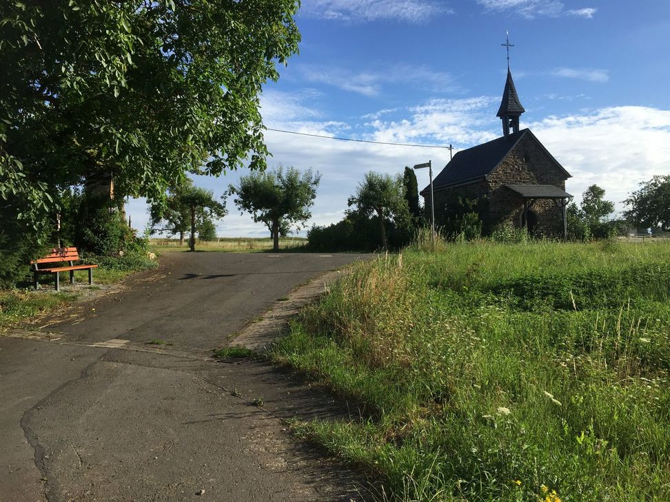 Die Dreifaltigkeitskapelle ist der Mittelpunkt des Müdenerbergs.