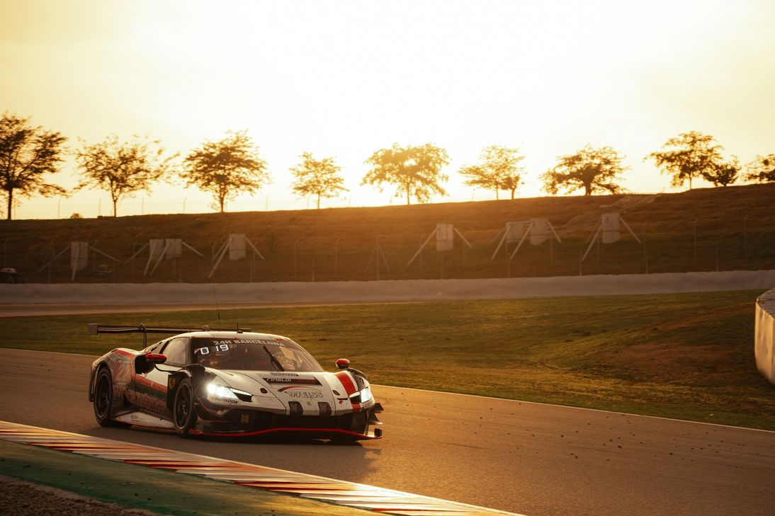 Auf dem Circuit de Barcelona-Catalunya kamen Georg Weiss, Leonard Weiss, Jochen Krumbach, Torsten Kratz und Isaac Tutumlu Lopez nicht ins Ziel.