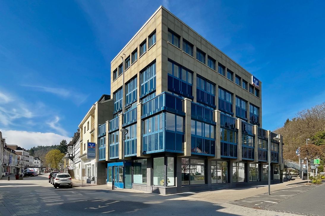 Der Standort der VR-Bank Nordeifel in Schleiden.