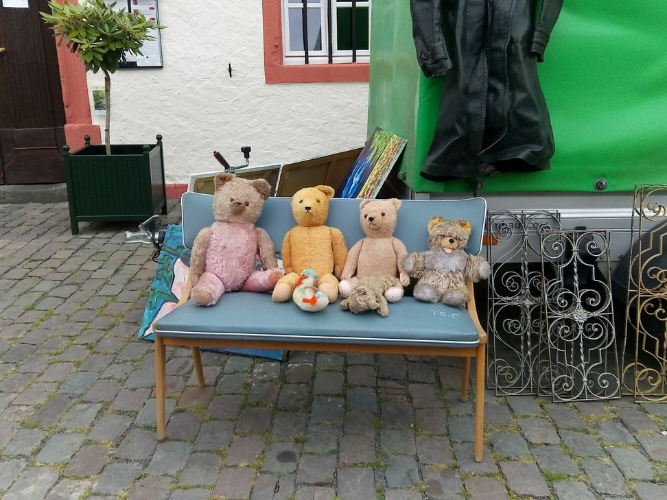 In Nettersheim wird im ganzen Ort getrödelt.