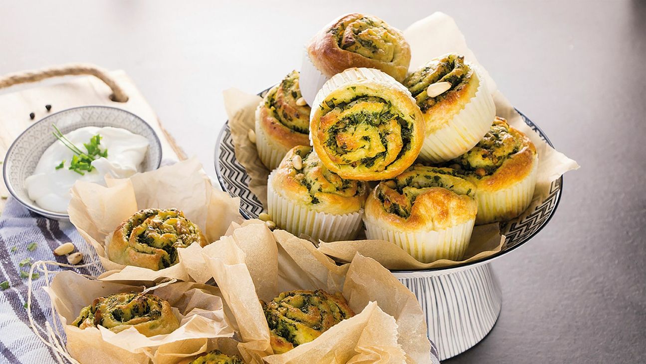 Ob frisch aus dem Ofen oder als kalte Zwischenmahlzeit: Die Kartoffel-Bärlauch-Muffins sind immer ein Genuss.  Foto: Kartoffel-Marketing GmbH