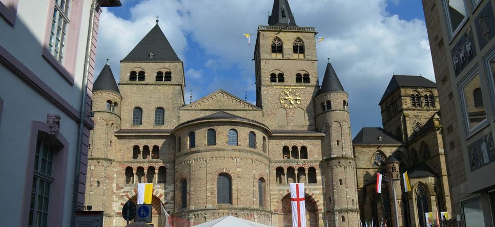 Der Trierer Dom kann ab Freitag, 12. Juni, wieder im Rahmen einer offenen Führung besichtigt werden. Foto: Archiv