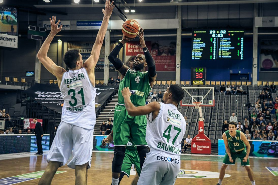 Jermaine Bucknor beim Spiel gegen Braunach. Foto: Photogroove/Simon Engelbert