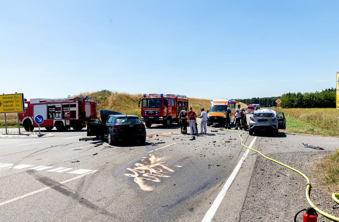 Die B327 war zwischen der Abfahrt#Gödenroth und der Abfahrt Simmern voll gesperrt.