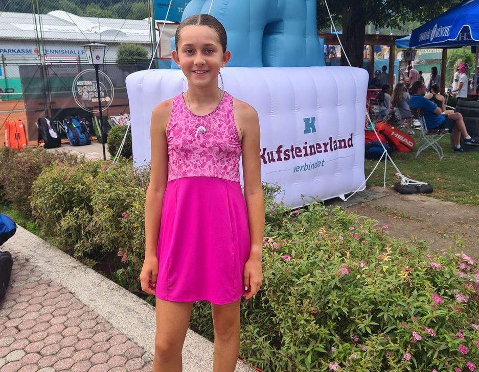Zoe Bleffert wird demnächst beim größten deutschen Jugend-Tennis-Turnier antreten.