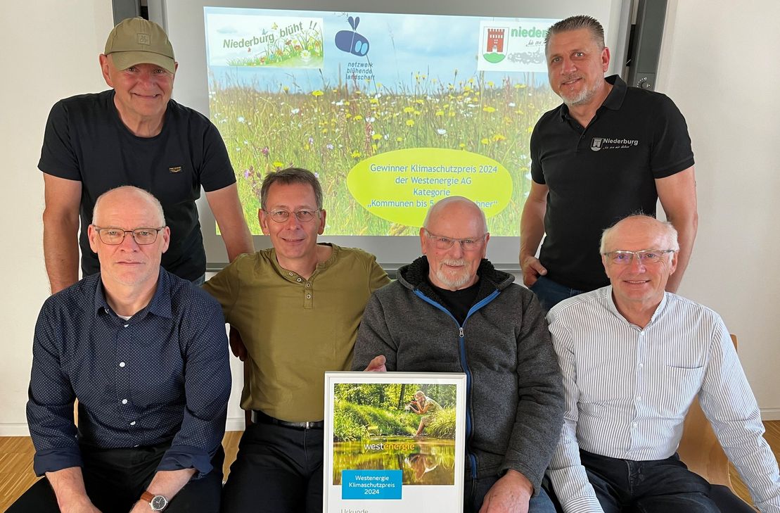 Die Aktionsgruppe "Niederburg blüht" (v.l.): Wolfgang Link, Holger Link, Jürgen Krebs, Toni Muders, Hans-Peter Dieler und Jörg Oppenhäuser.