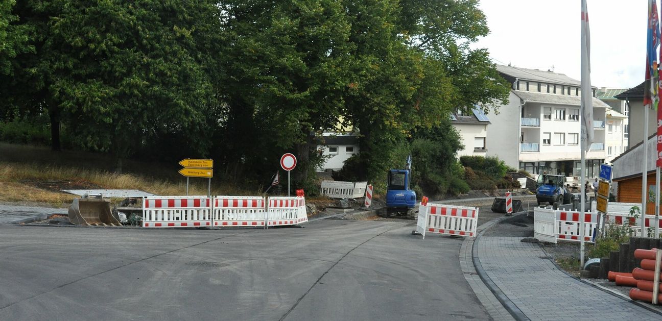 Die Asphaltarbeiten auf der L 52 in Kaisersesch verschieben sich.