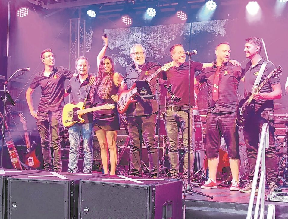 »De Belsch Jecke« sorgen am Kirmessamstag in Steckenborn ab 21 Uhr auf der Festwiese für Stimmung.