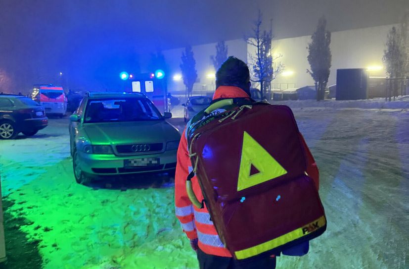 Großeinsatz in der Disco: Insgesamt mussten die Helfer von DRK, ASB, DLRG, Maltesern und Feuerwehr 15 Verletzte behandeln.