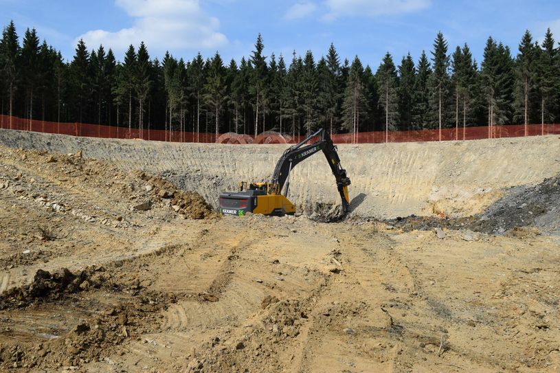 Noch stehen Erdarbeiten an, aber bis Ende des Jahres sollen die Windräder im Lammersdorfer Wald errichtet sein.