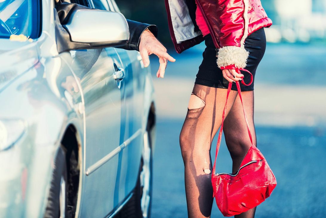 Es ist unklar, wie viele Frauen in Trier auf den Strich gehen. Foto: Symbolbild/Microgen/stock.adobe.com