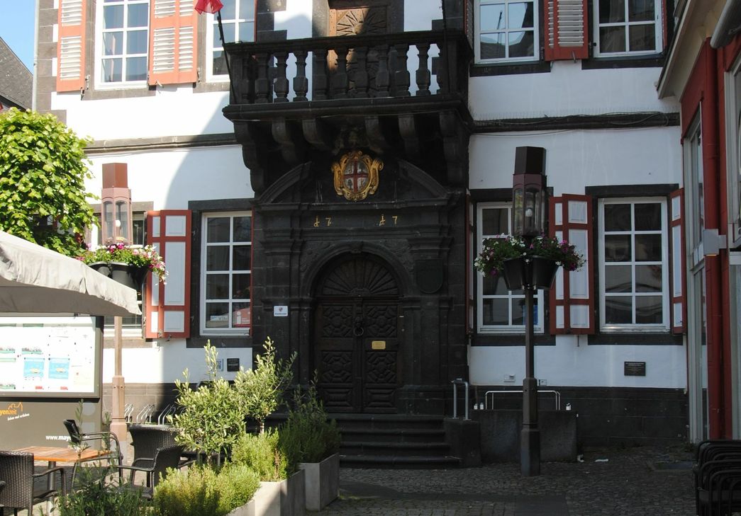 Die Mitarbeiter der Tourist-Info freuen sich auf zahlreiche Besucher und Interessierte. Foto: Jennifer Bohse/Stadt Mayen