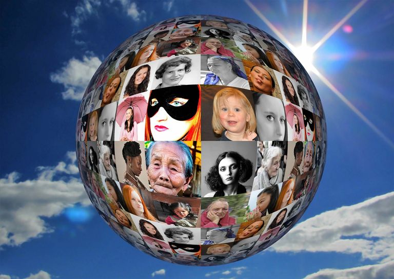 Am 8. März ist Internationaler Frauentag.  Auf dem Weg zur Gleichberechtigung ist viel erkämpft worden. Aber noch immer sind Frauen benachteiligt. Das zeigt sich auch im Eifelkreis. Foto: Pixabay