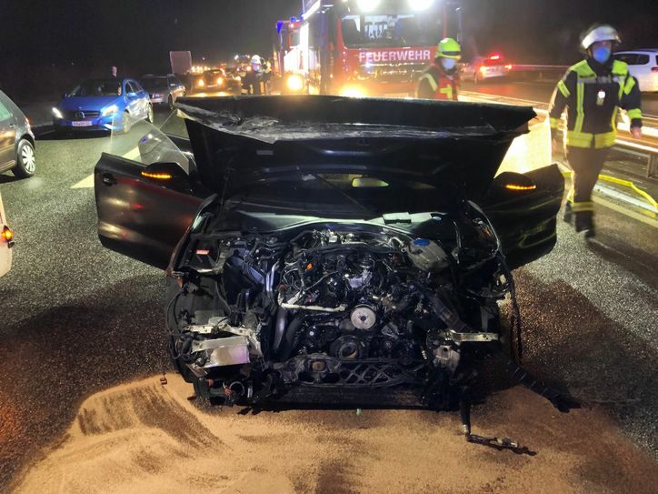 Schqwerer Unfall bei Waldböäckelheim. Fotos: Polizeiinspektion Bad Kreuznach