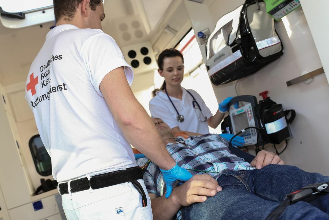 Damit es erst gar nicht zum Einsatz des Rettungsdienstes kommt, geben die Experten des DRK wertvolle Tipps. Foto: DRK