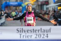 Zieleinlauf Sieger Mike Foppen