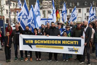 Am Rande des Demonstrationszuges kam es vereinzelt zu Anfeindungen.