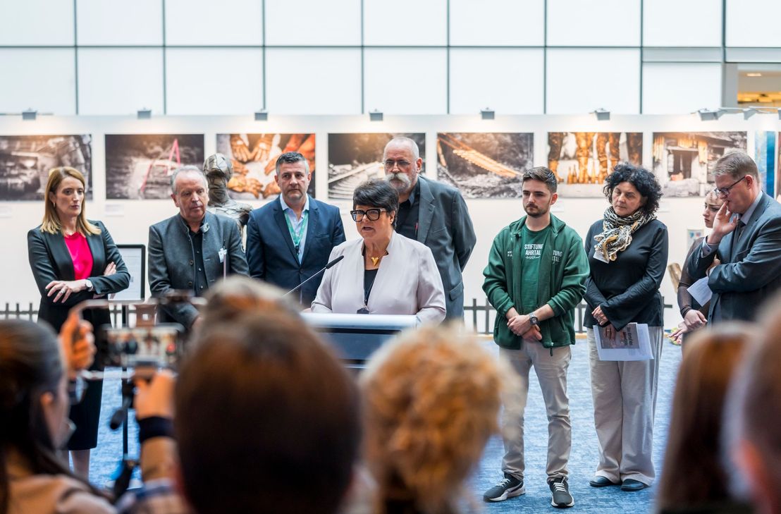 Sabine Verheyen appellierte bei der Ausstellungseröffnung: »An Opfer der Katastrophe erinnern und die richtigen Lehren ziehen«.