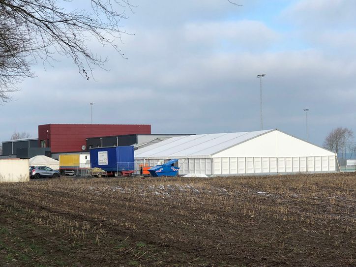 Aus der Ferne sieht es fast schon wieder aus, als wäre nie etwas passiert. Fotos: T. Förster