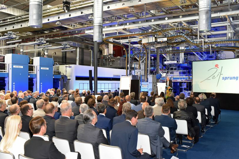 Über 250 Gäste waren zum vierfachen „Zeitsprung“ ins Medienhaus Weiss gekommen.