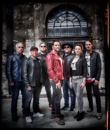 Den Abschluss des Festivals gestaltet die Tribute-Band: MAFFAYpur