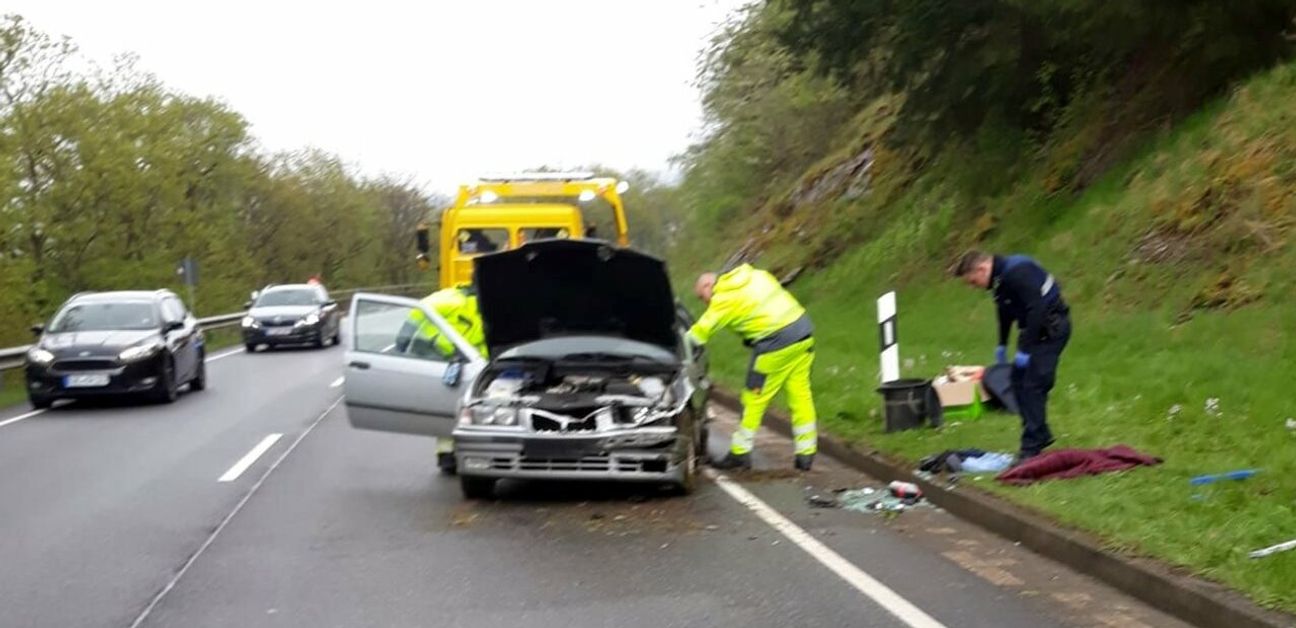 Auf der Panoramastraße ereignete sich ein Unfall mit "Spätfolgen" für den Unfallfahrer.