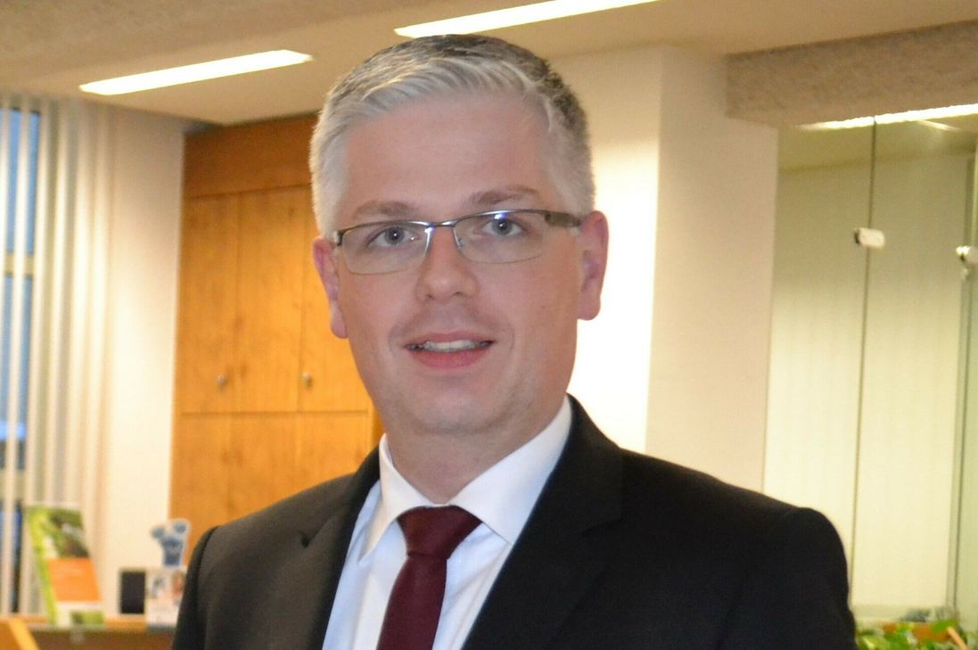 Neuer 1. Kreisbeigeordneter des Landkreises Cochem-Zell ist Thomas Welter. Er wurde heute mit großer Mehrheit gewählt.