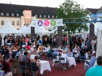 Eindrücke vom Konzer Heimat und Weinfest sowie dem Oldtimertreffen am Saar-Mosel-Ufer.