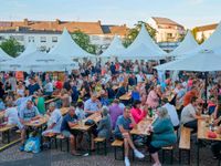Eindrücke vom Konzer Heimat und Weinfest sowie dem Oldtimertreffen am Saar-Mosel-Ufer.
