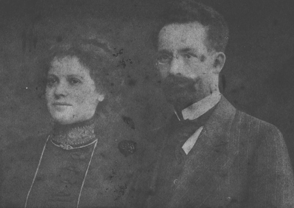 Ein historisches Foto von Malchen und Jonas Adler aus dem Archiv von Matthias Bertram.