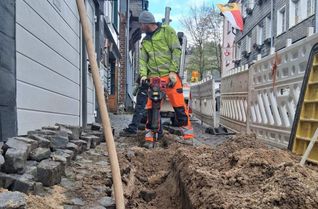 Quer durch die Altstadt, aber auch über Wiesen und Felder verläuft die Glasfaserleitung im Monschauer Stadtgebiet.