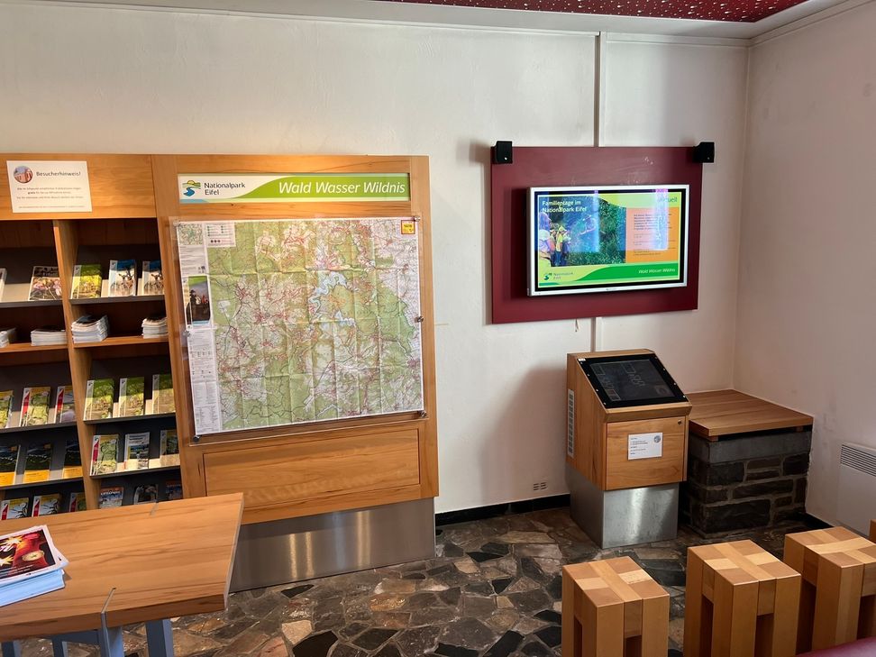 2008 wurde ein Nationalpark-Infopunkt in der alten Taufkapelle eingerichtet. So zieht es auch Touristen in das Gottehaus und gleichsam informieren sich Besucher der Kirche über das breite touristtische Angebot der Region.