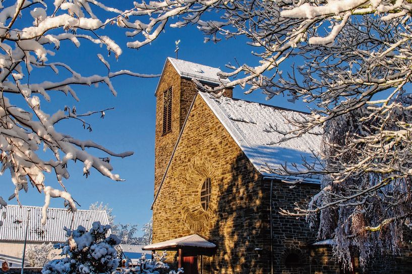 Kirchen haben auch heute noch eine ganz besondere Anziehungskraft. Ob es eine weiße Weihnacht wird, ist offen.