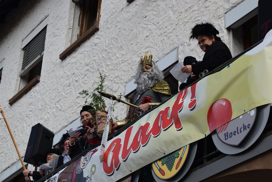 Weiberfastnacht in "Zöllech"