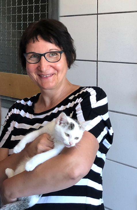 Anke Zimmer vom Förderverein Eifeltierheim. Foto: S. Stieren