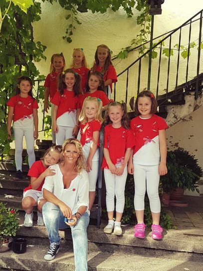 Sonja Storz und ihre Tanzmäuse tanzen am Freitag, 4. Mai, für den Verein "Auryn". Foto: privat