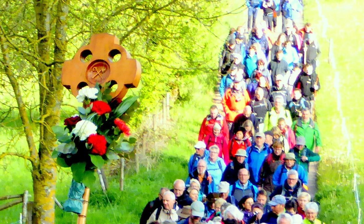 Für die Wallfahrt zum Apostelgrab des Heiligen Matthias hatten sich in diesem Jahr mehr als 250 Pilgerinnen und Pilger angemeldet.