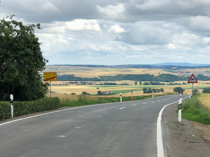 Die L 82 zwischen Kollig und Mertloch ist wieder offen.