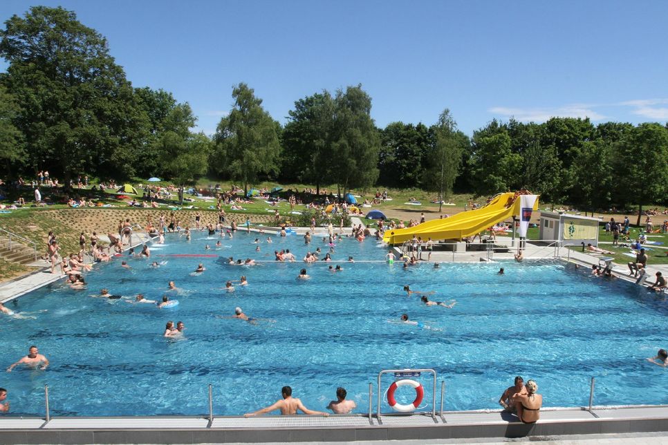 Die Schwimm-Freiheit im Becken des Rheingoldbades in St. Goar-Werlau wird erheblich eingeschränkt. (Foto: VG Hunsrück-Mittelrhein)