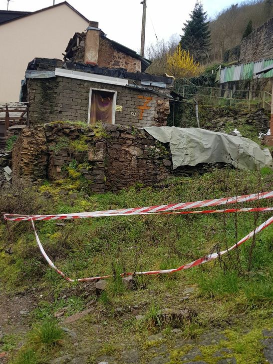 So sah das alte Gebäude vor dem Start der Bautätigkeit aus.